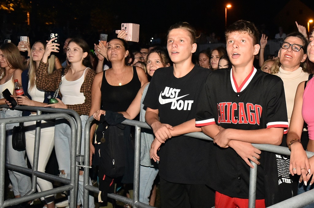 Image 5455932 (auto)