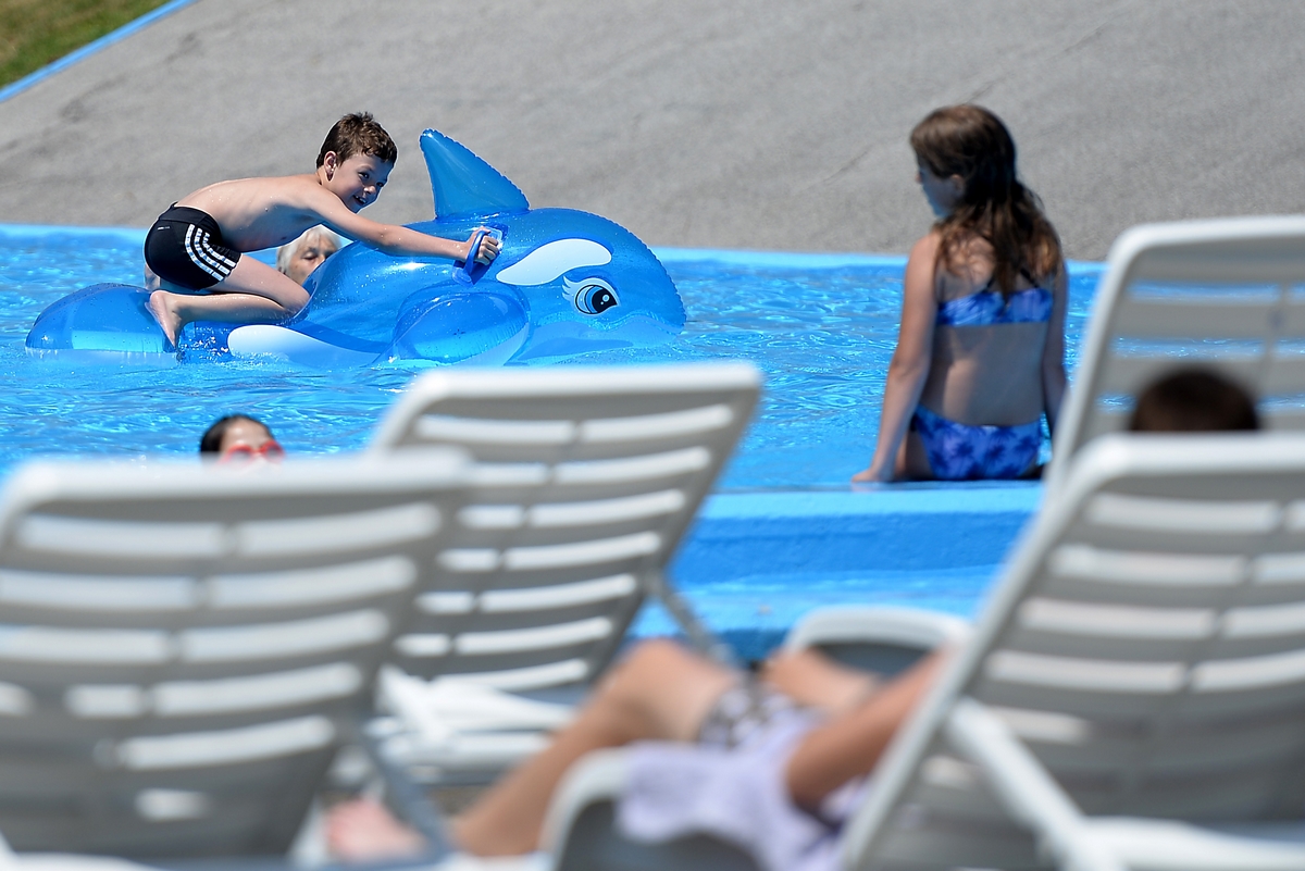 Dravski bazeni – prvi kupači Dravski bazeni – prvi kupači