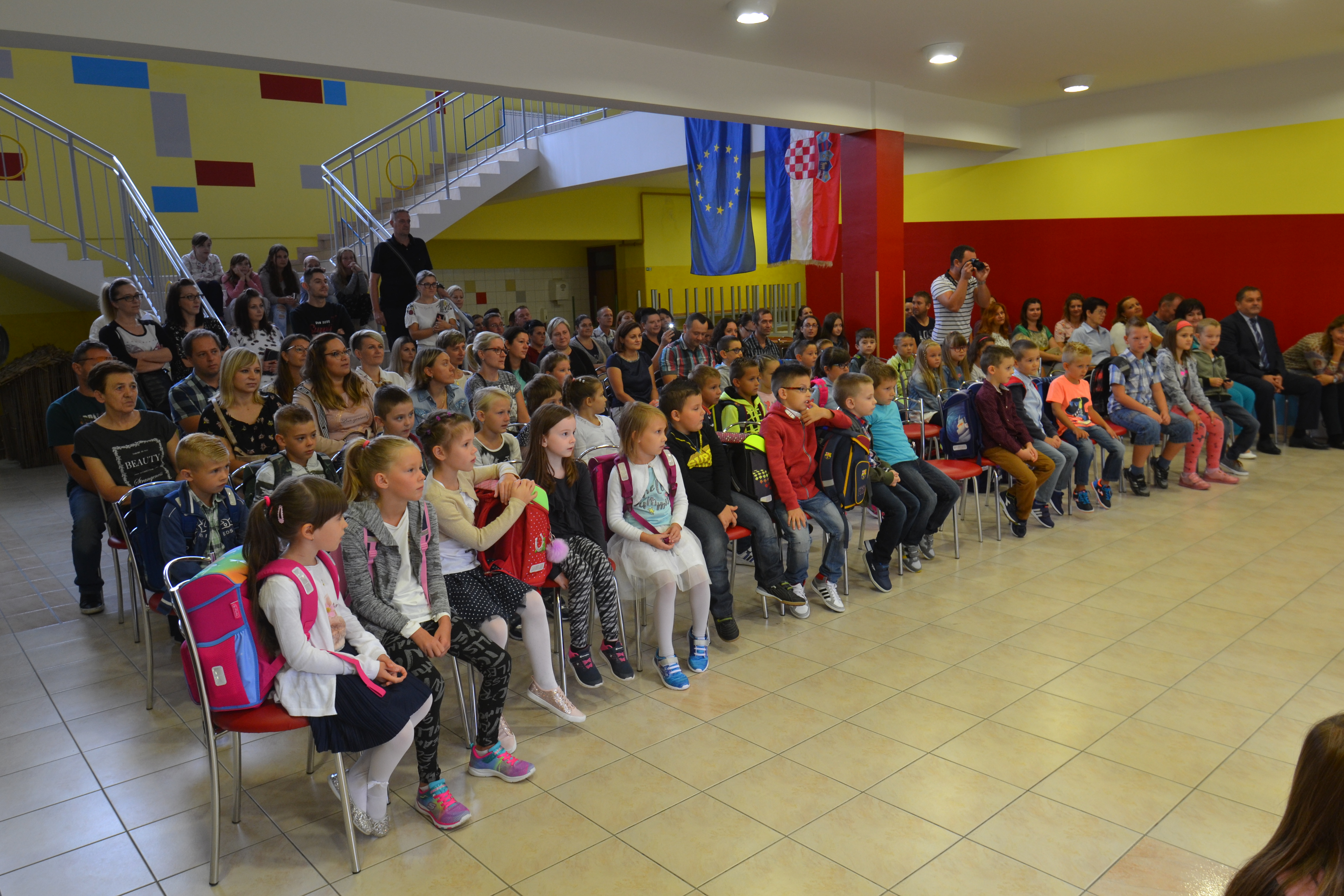 Prvi dan škole u OŠ Trnovec Bartolovečki