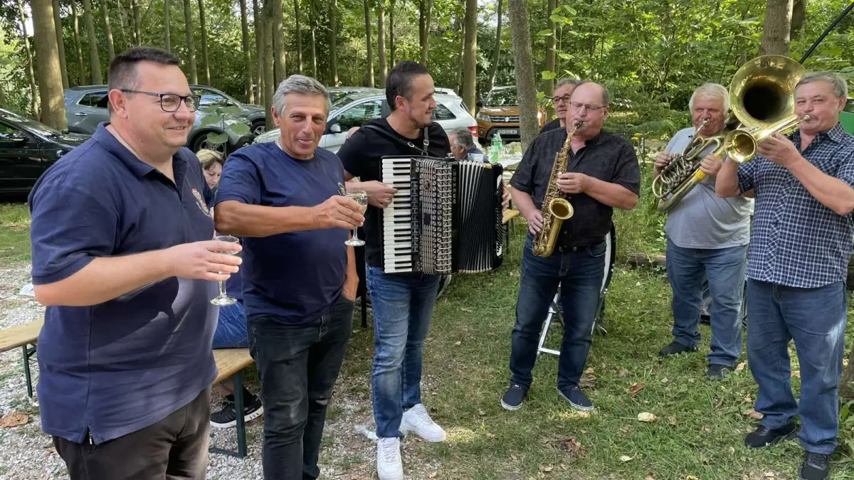 9.godišnjica osnutka Kluba32 branitelji