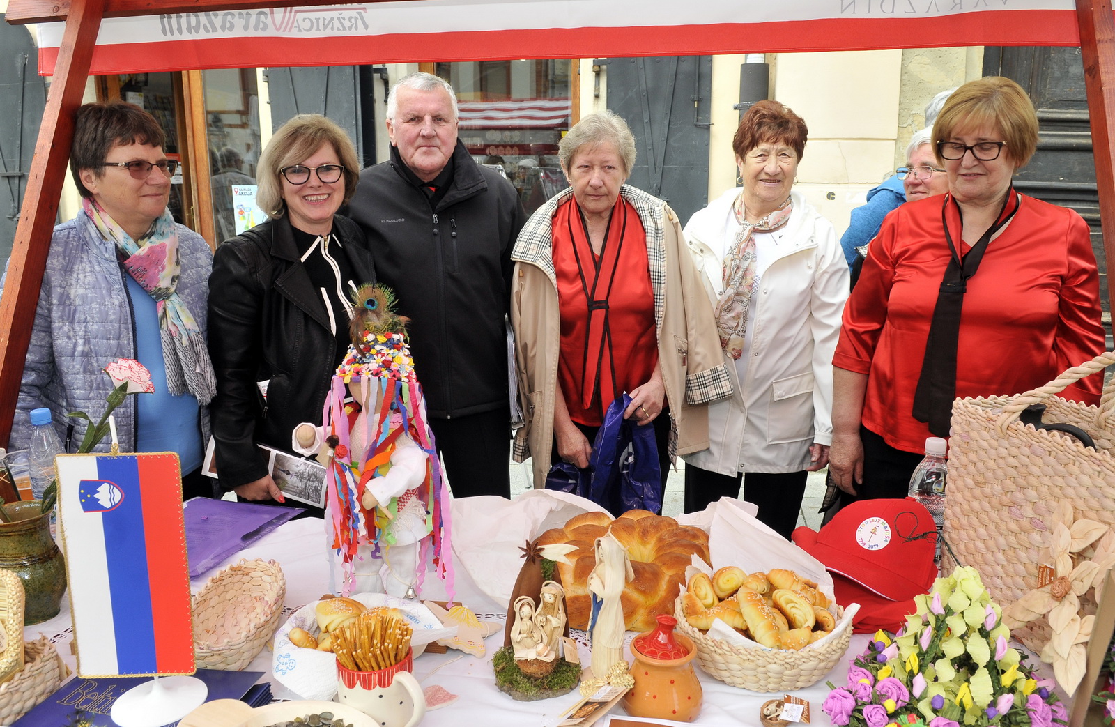 SKD ‘NAGELJ’ Slovenci obilježili Dan nacionalnih manjina u Varaždinu, najveća gužva na slovenskom štandu