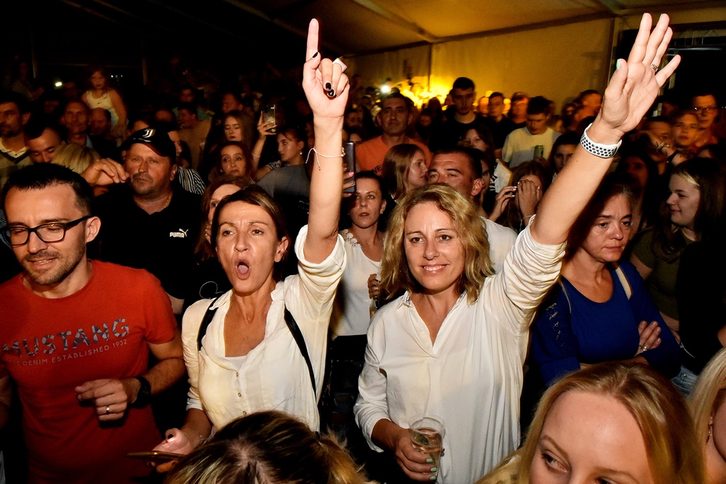 Image 5462332 (auto)