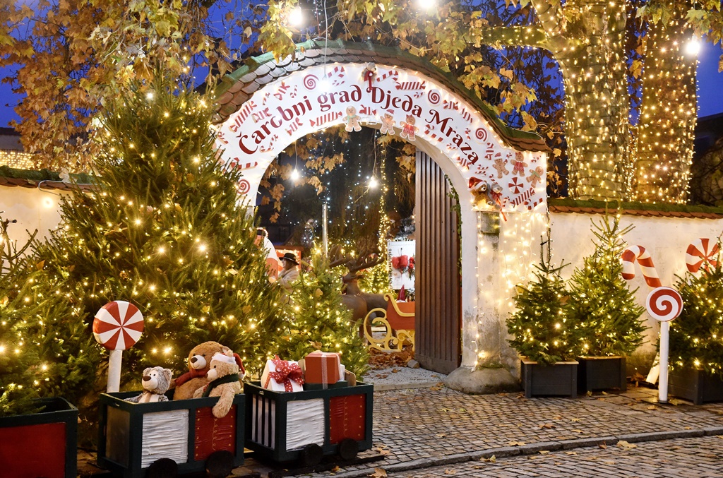 Čarobni grad Djeda Mraza