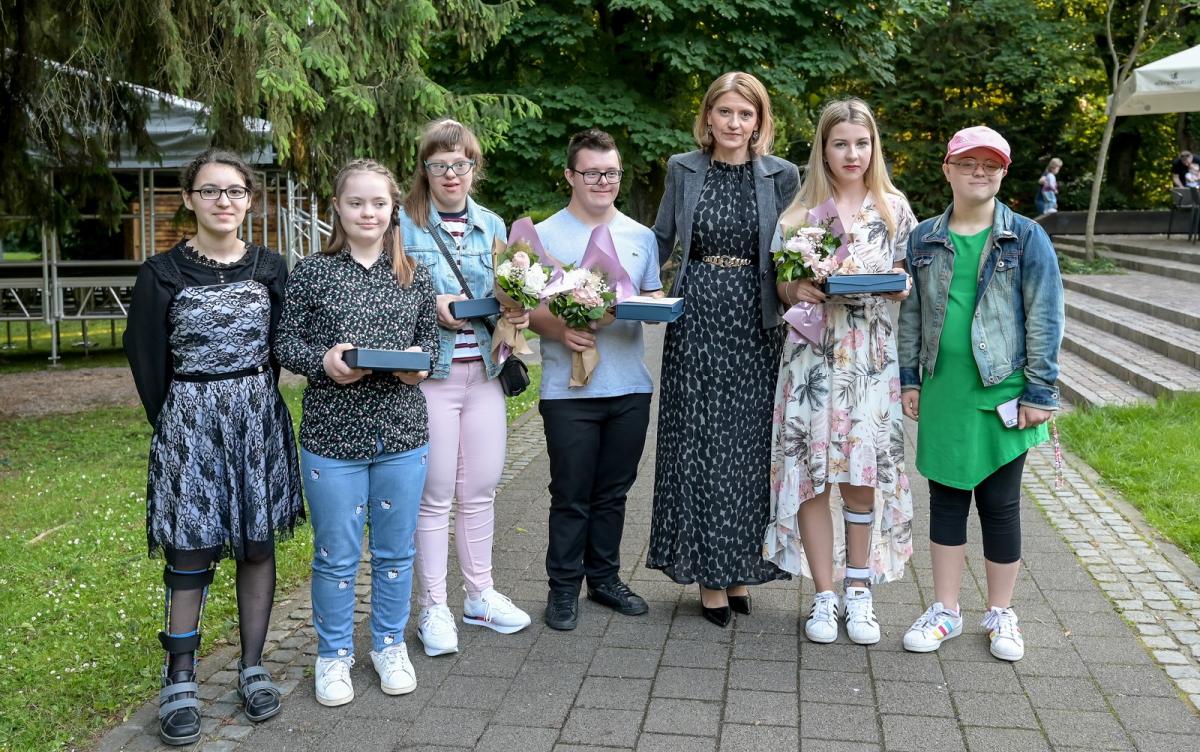 Image 5374102 (auto)