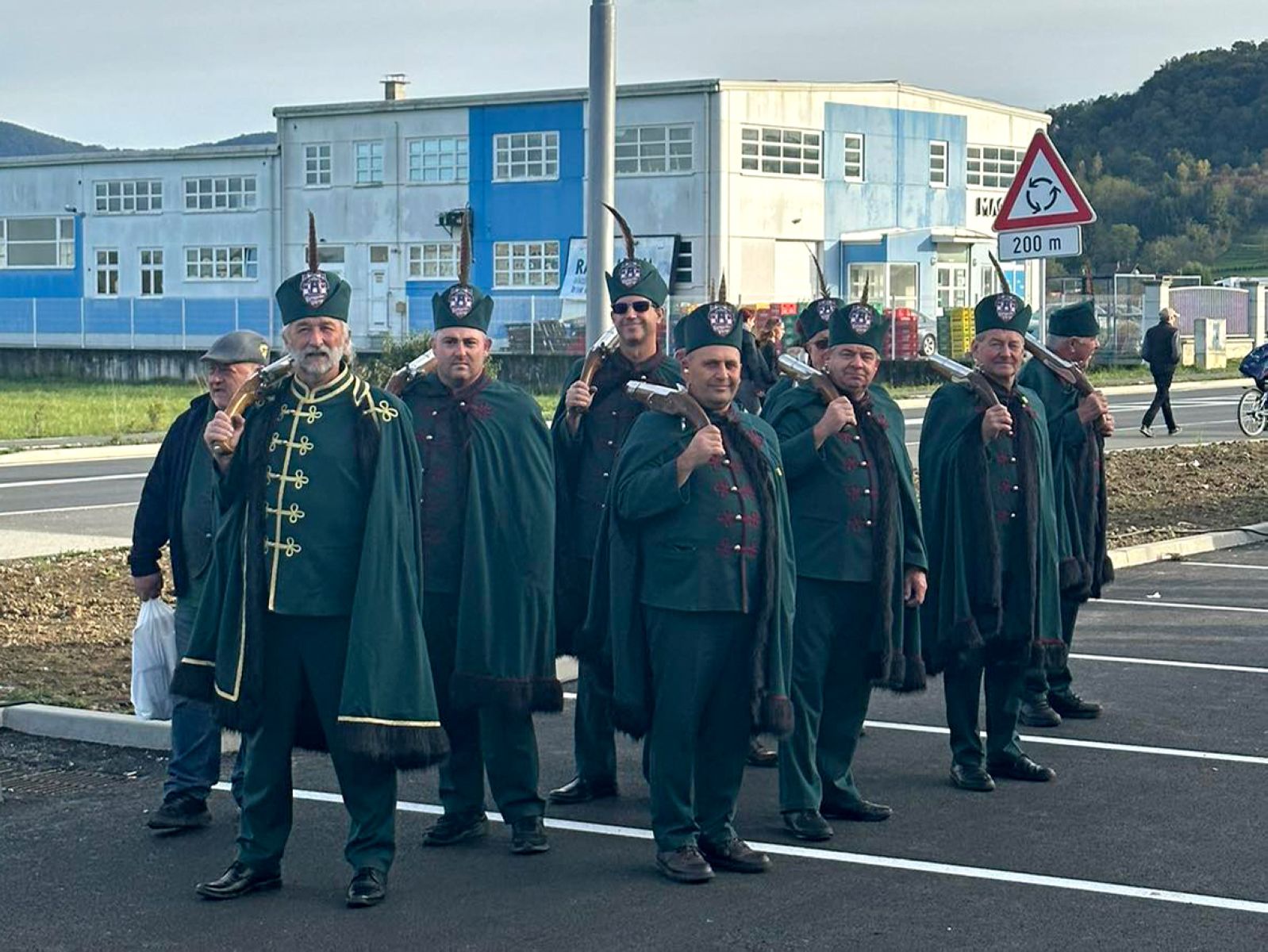 Image 5873425 (auto)