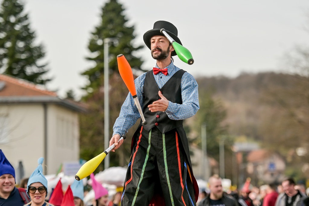 dječji fašnik v marofu