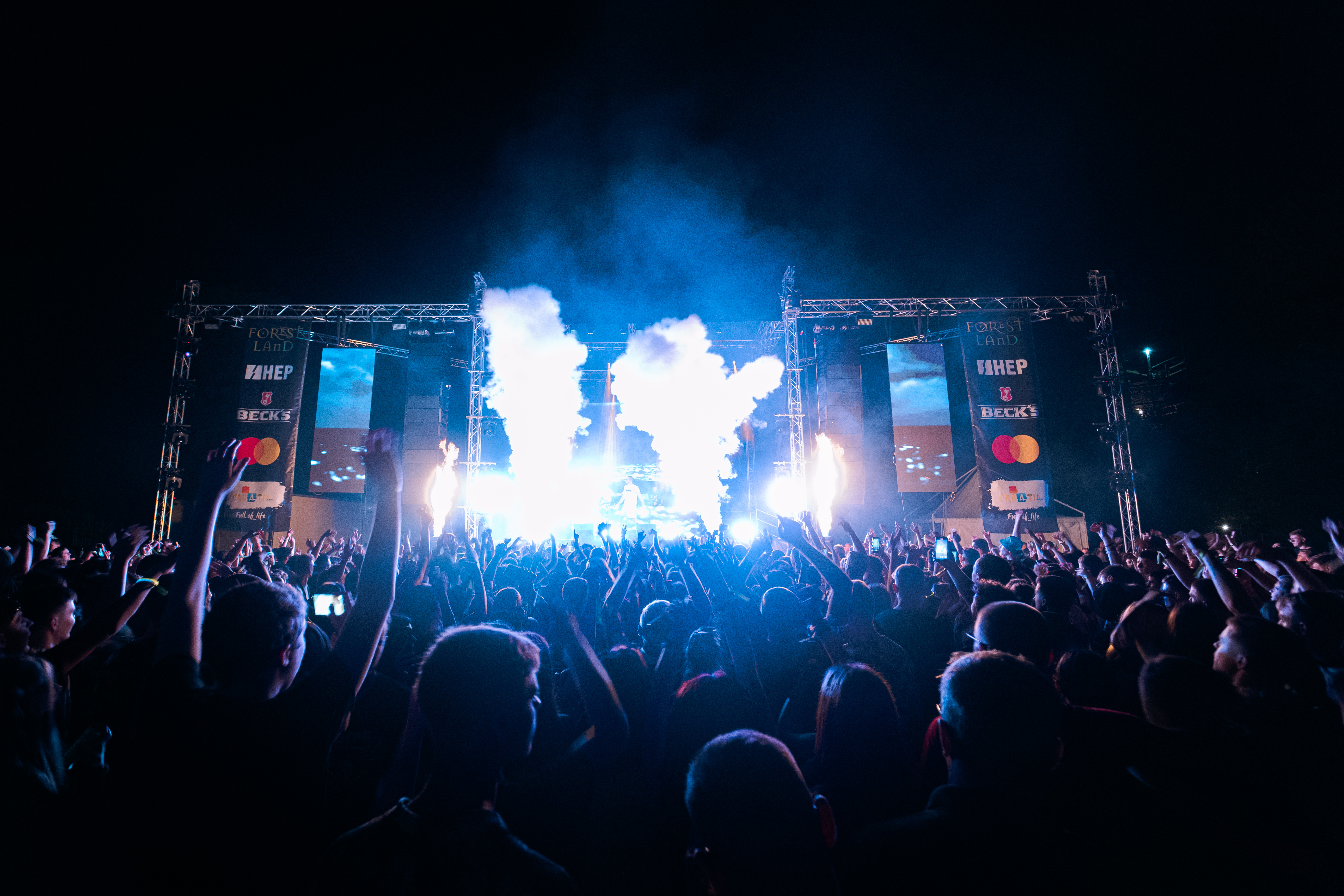 Forestland X već prvog dana zapalio atmosferu!