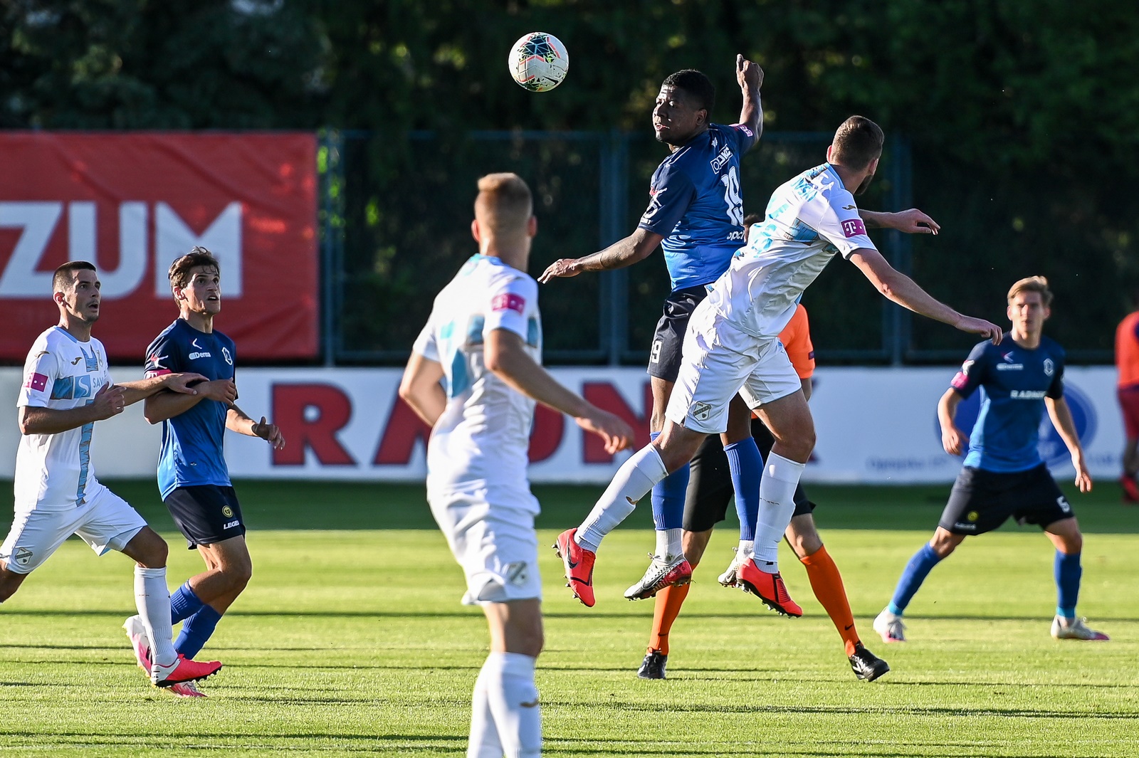 Image 4514608 (auto)