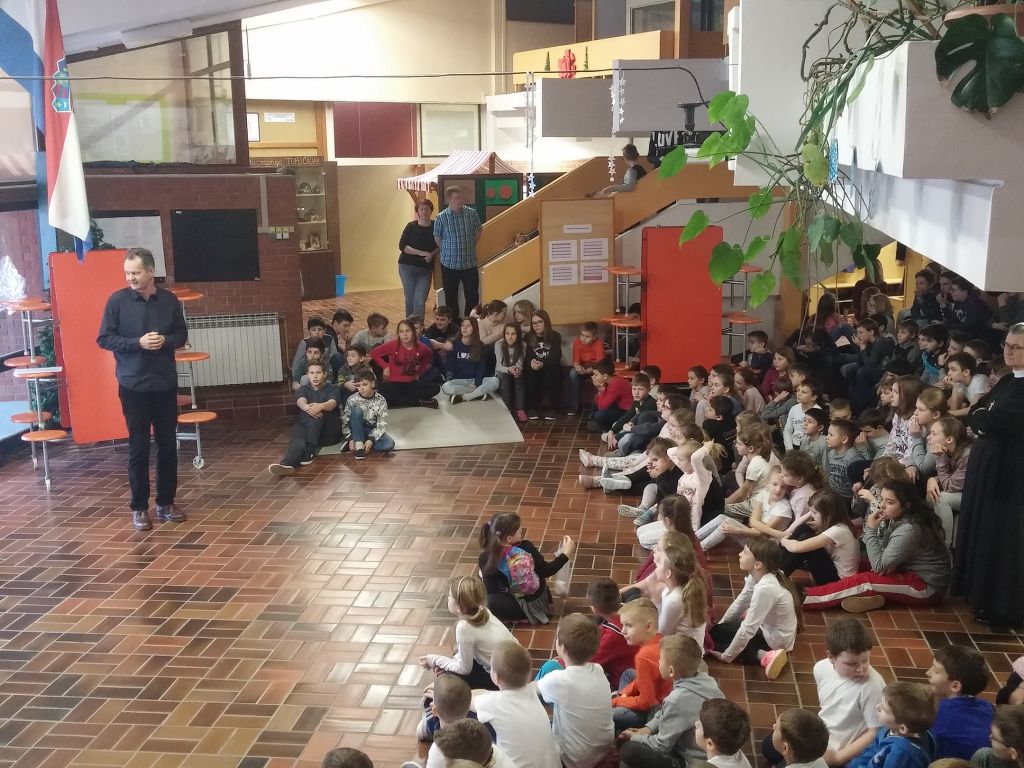 20180115105551420969