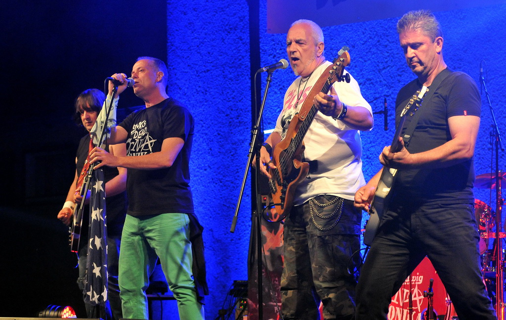 Image 2731211 (auto)