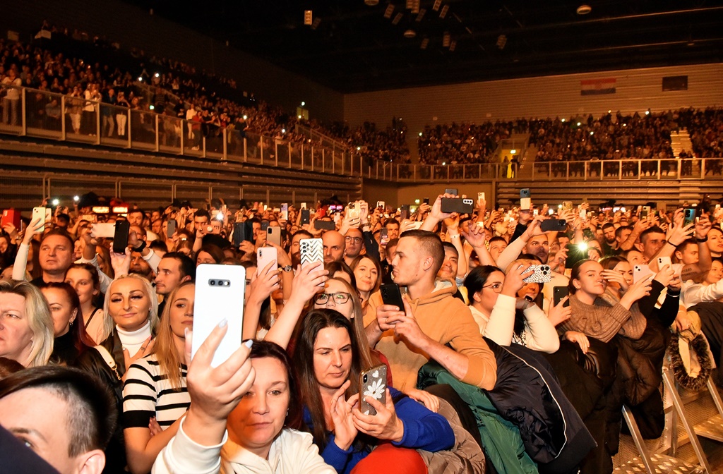 Image 5541486 (auto)