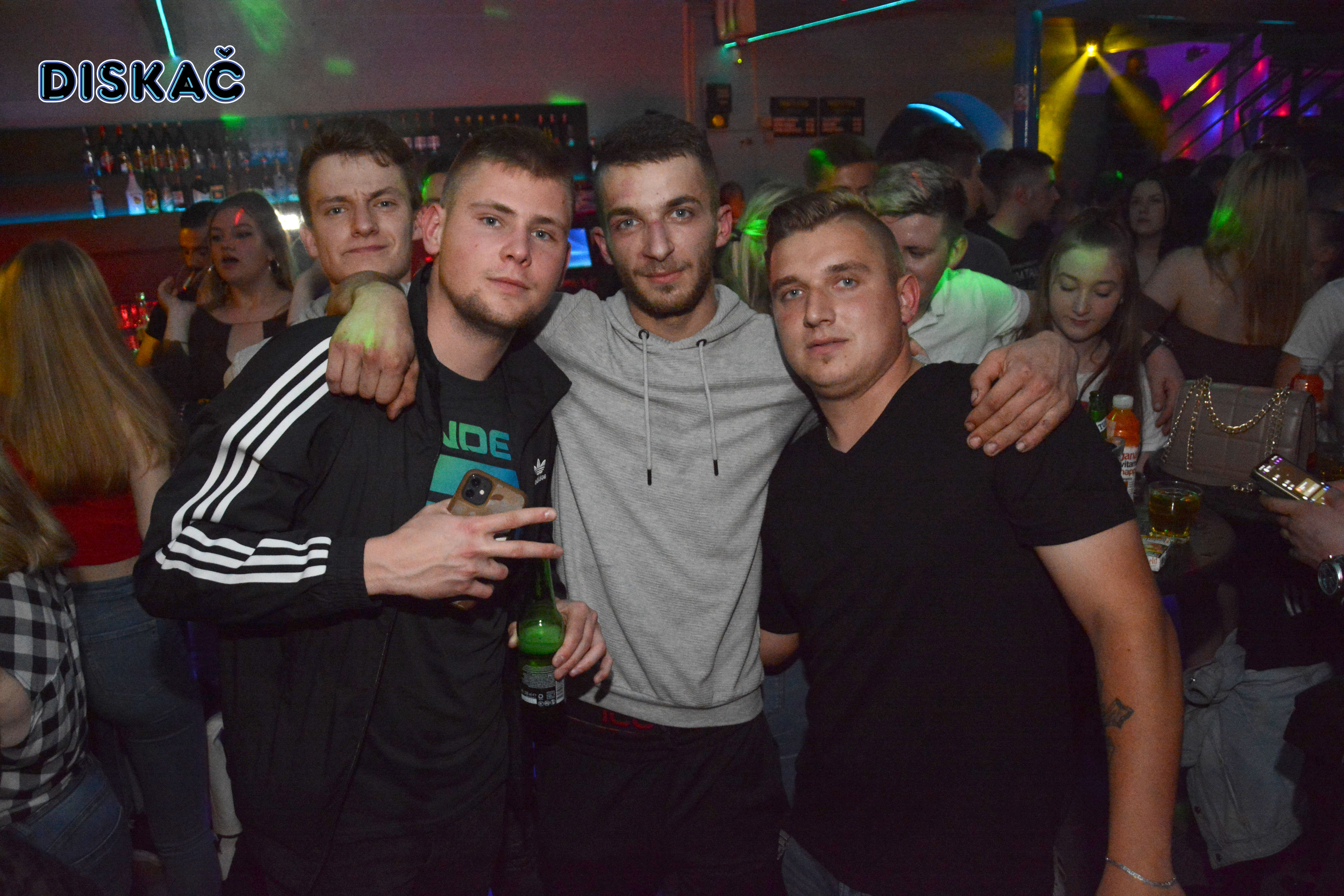 Diskac_Studentski Mega Party_Shooters_Boat_Party