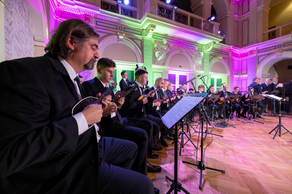 Varaždinski tamburaški orkestar i klapa ‘Sv. Juraj’