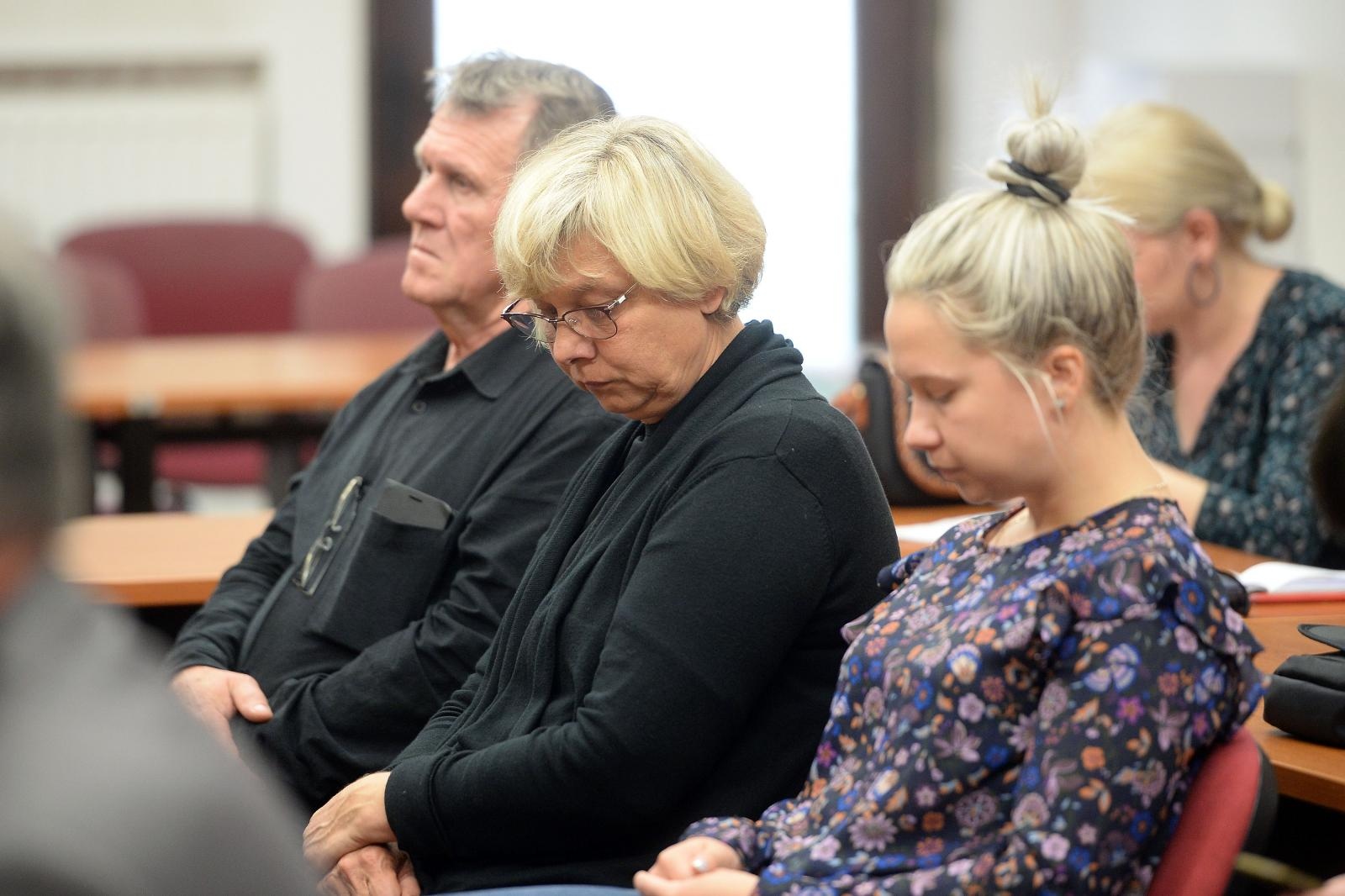 Nuša Bunić, ubojstvo Nikole Tureka, suđenje, obitelj Turek