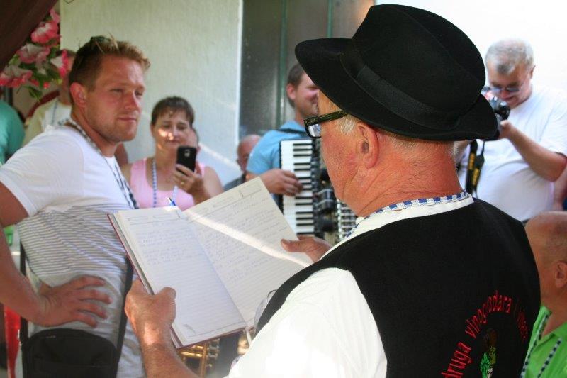 Image 3786191 (auto)