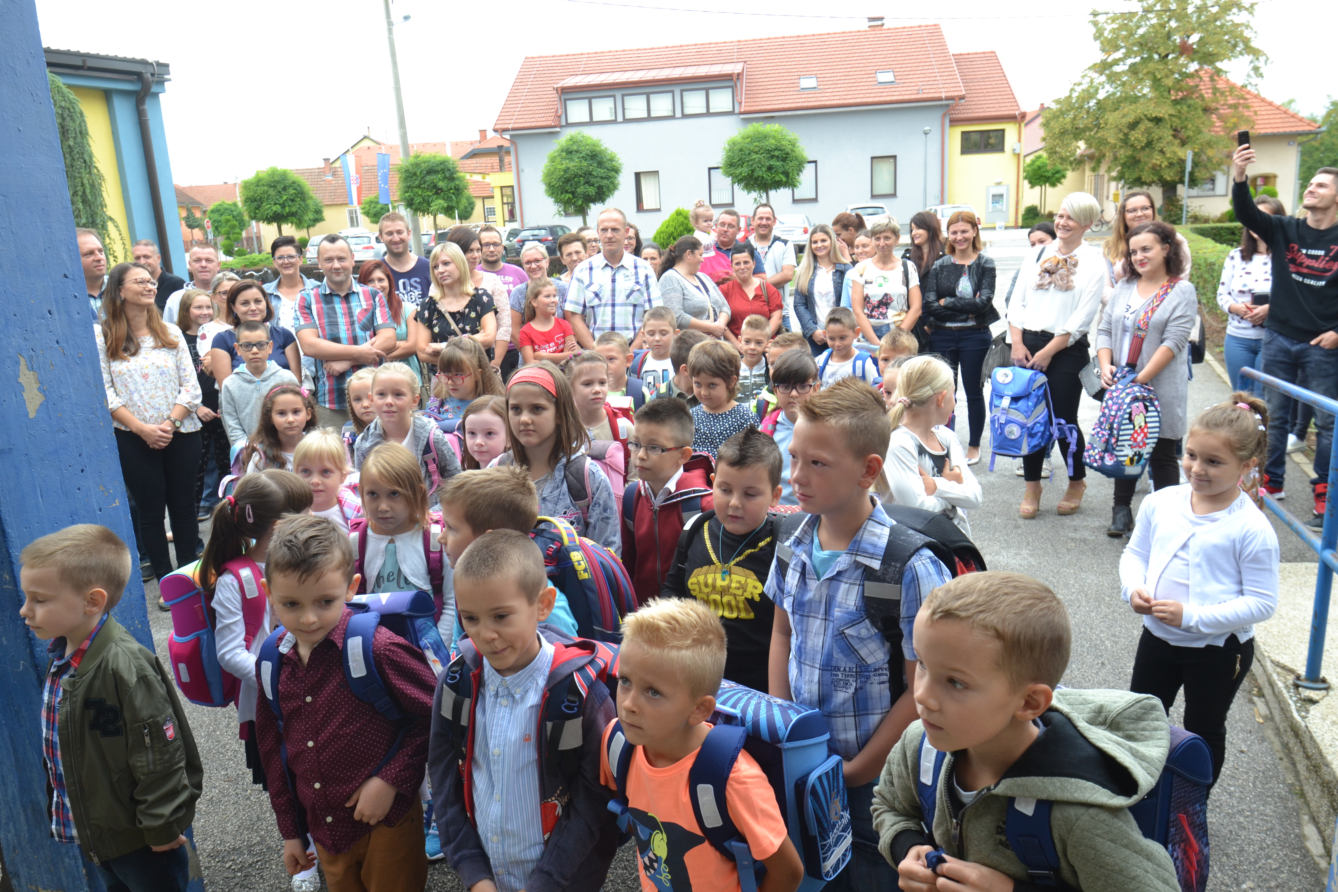 Prvi dan škole u OŠ Trnovec Bartolovečki