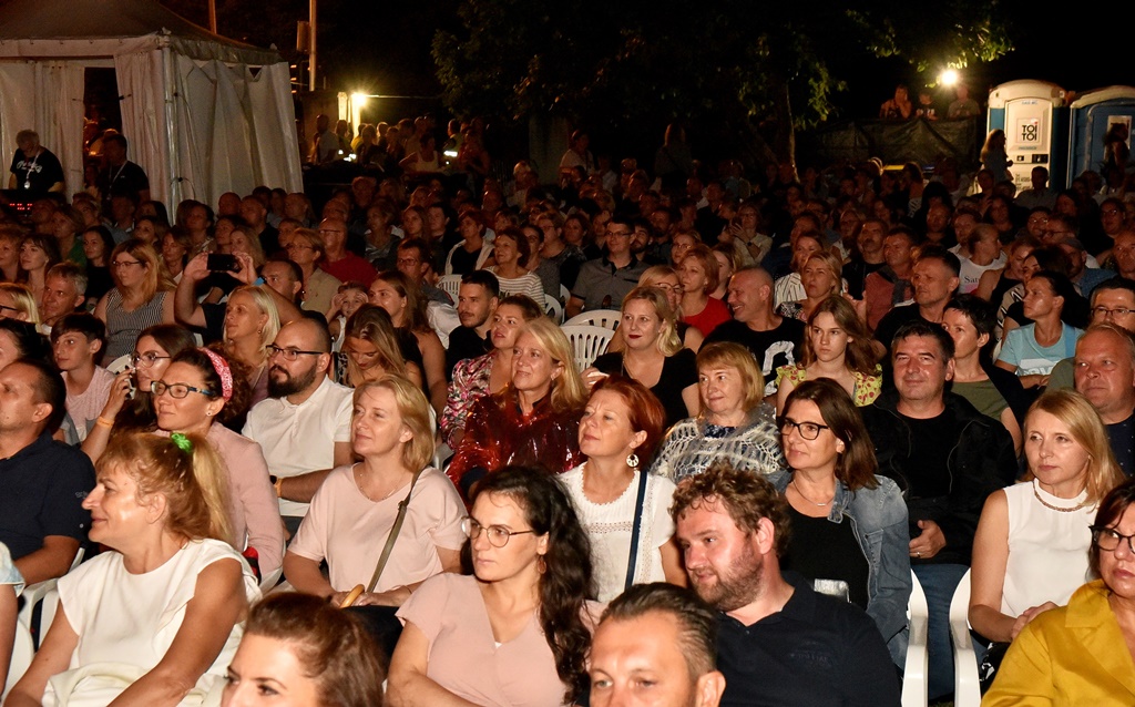 Image 5456922 (auto)