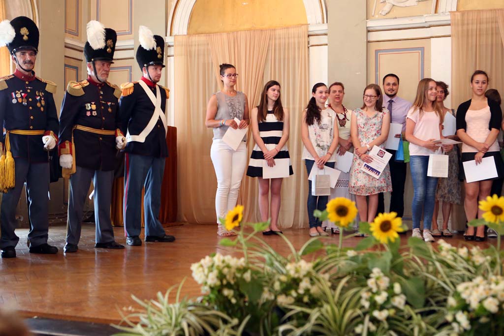 dodjeladiplomahnk9393150