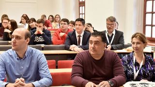 Image 5689663 (auto)