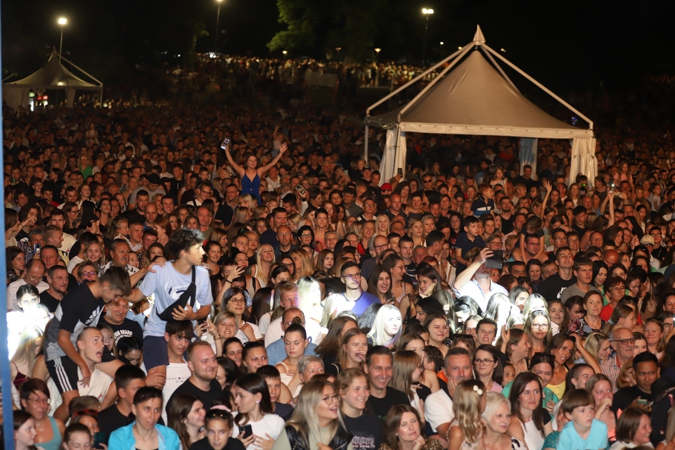 Image 5435088 (auto)