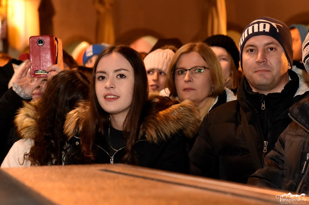 Crvena jabuka, Advent u Varaždinu 30.11.2019.