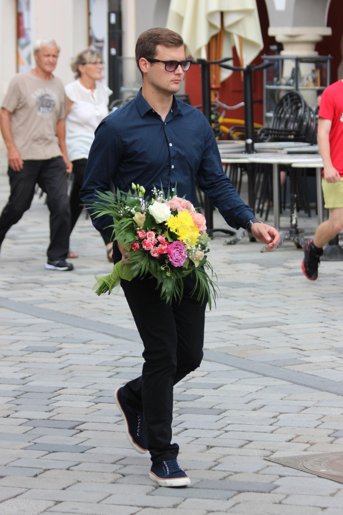 Image 5458642 (auto)