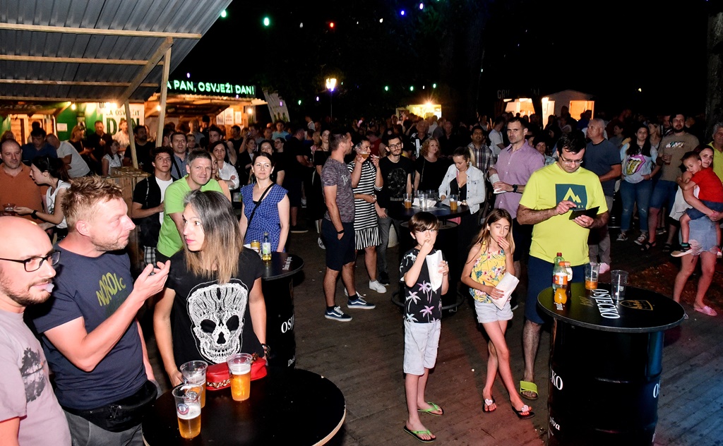 Biergarten 18.6.2022.