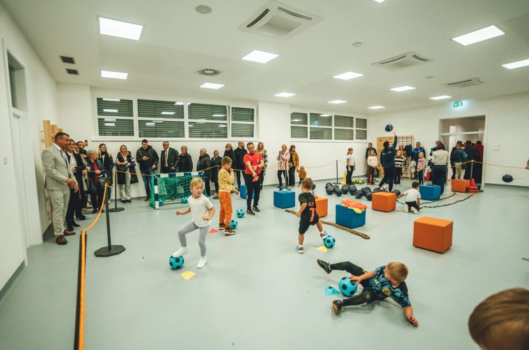 AYY08041smanjeno AYY08041smanjeno