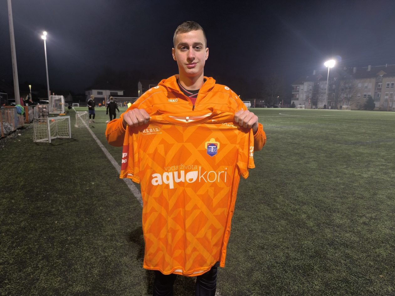 Adriano Skupnjak_dres