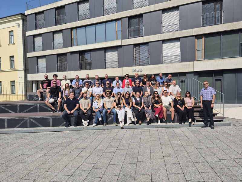 Alumni FOI zajednica Alumni FOI zajednica