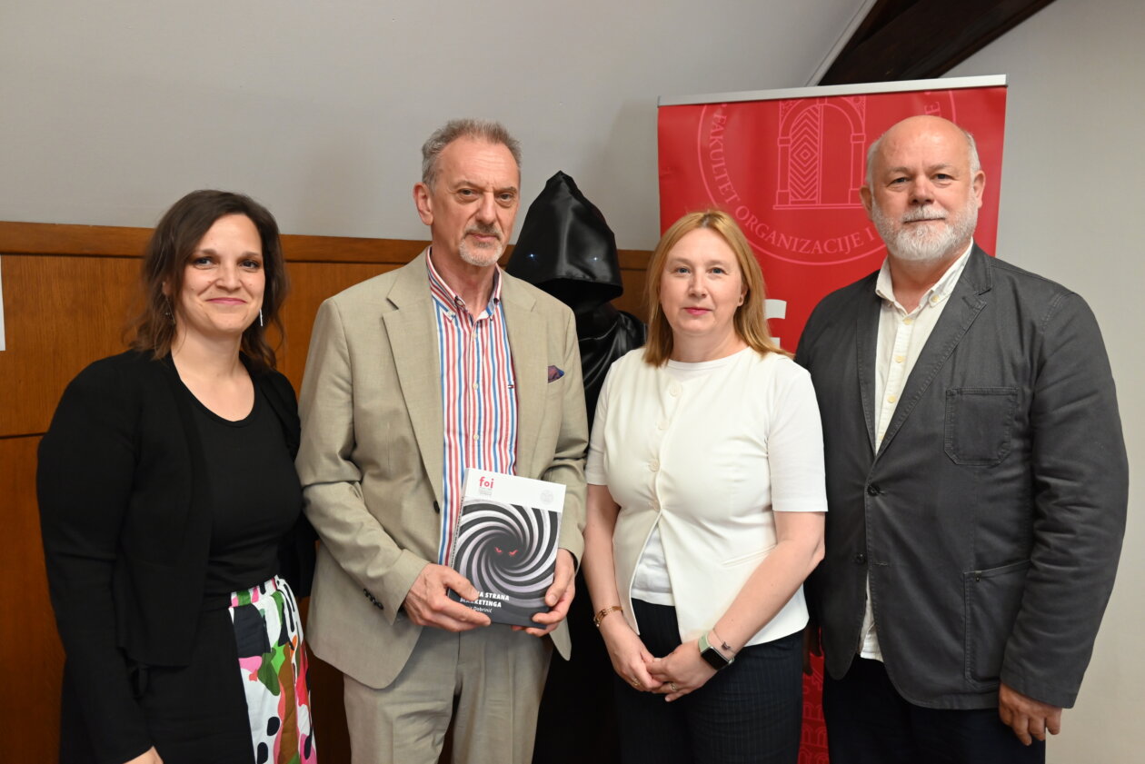 Autor, dekanica i recenzenti