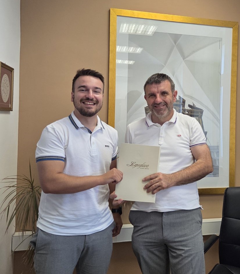 Borna Belić Borna Belić