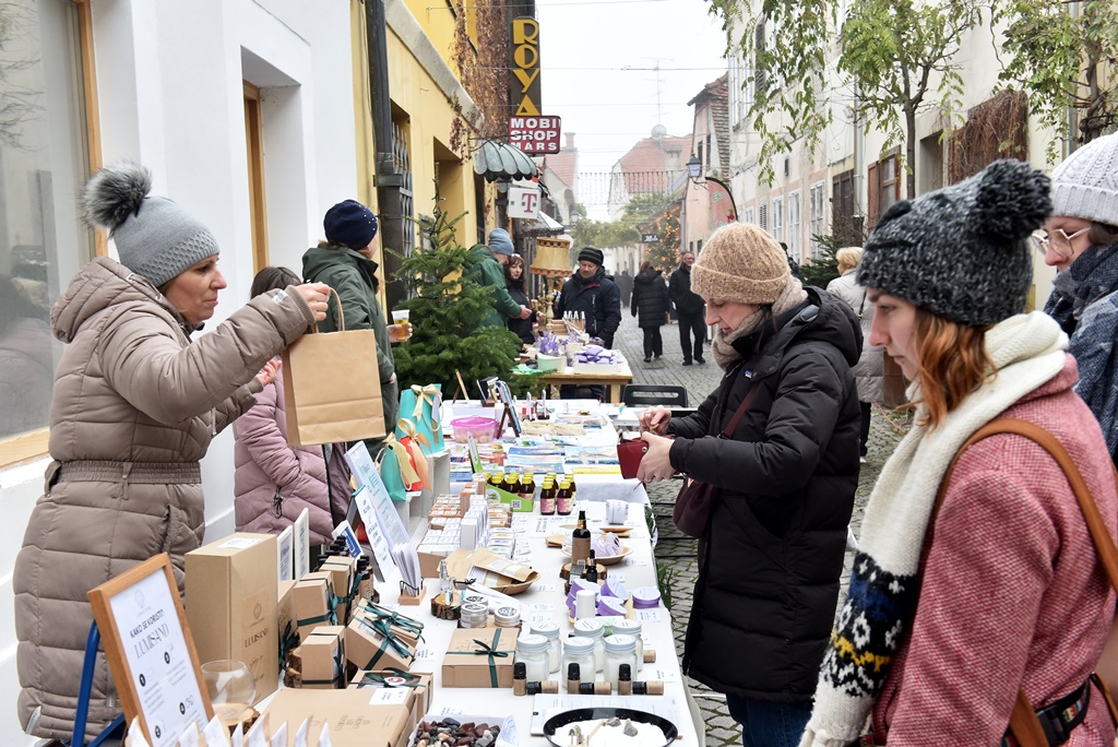 Božićni sajam Varaždinski hr (13) Božićni sajam Varaždinski hr (13)