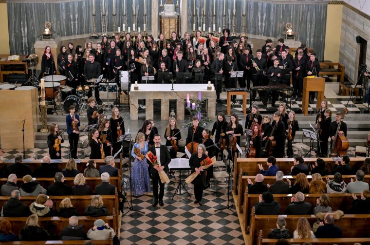 Bozicni_koncert_Zagreb (79) Bozicni_koncert_Zagreb (79)