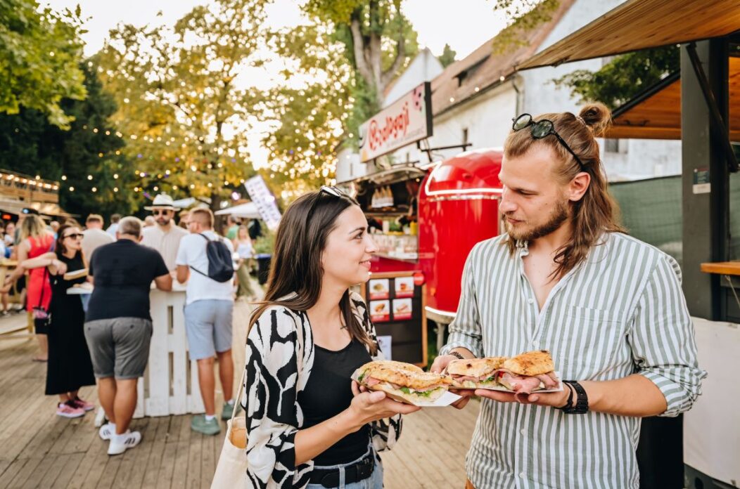 CARLSBERG ZONA_MARIJA GREGURIĆ CARLSBERG ZONA_MARIJA GREGURIĆ