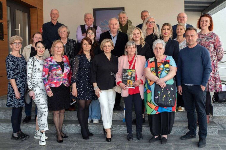 Članovi udruge Kula_Podrum ponedjeljkom