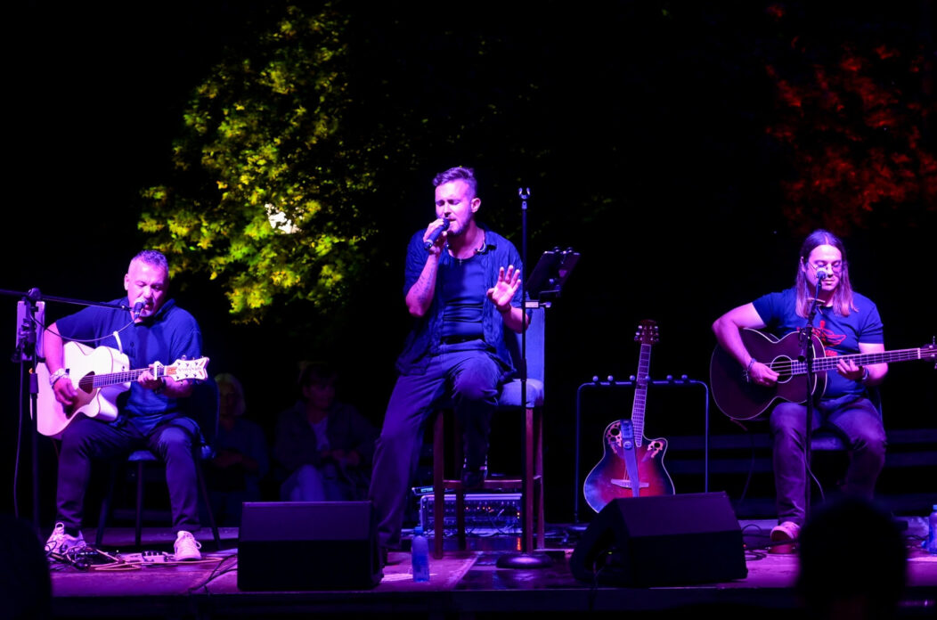 Coolins Koncertni ured (3)