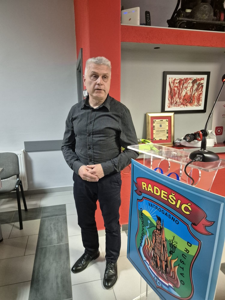 DVD Radešić, skupština (4)