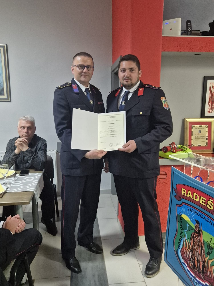 DVD Radešić, skupština (5)