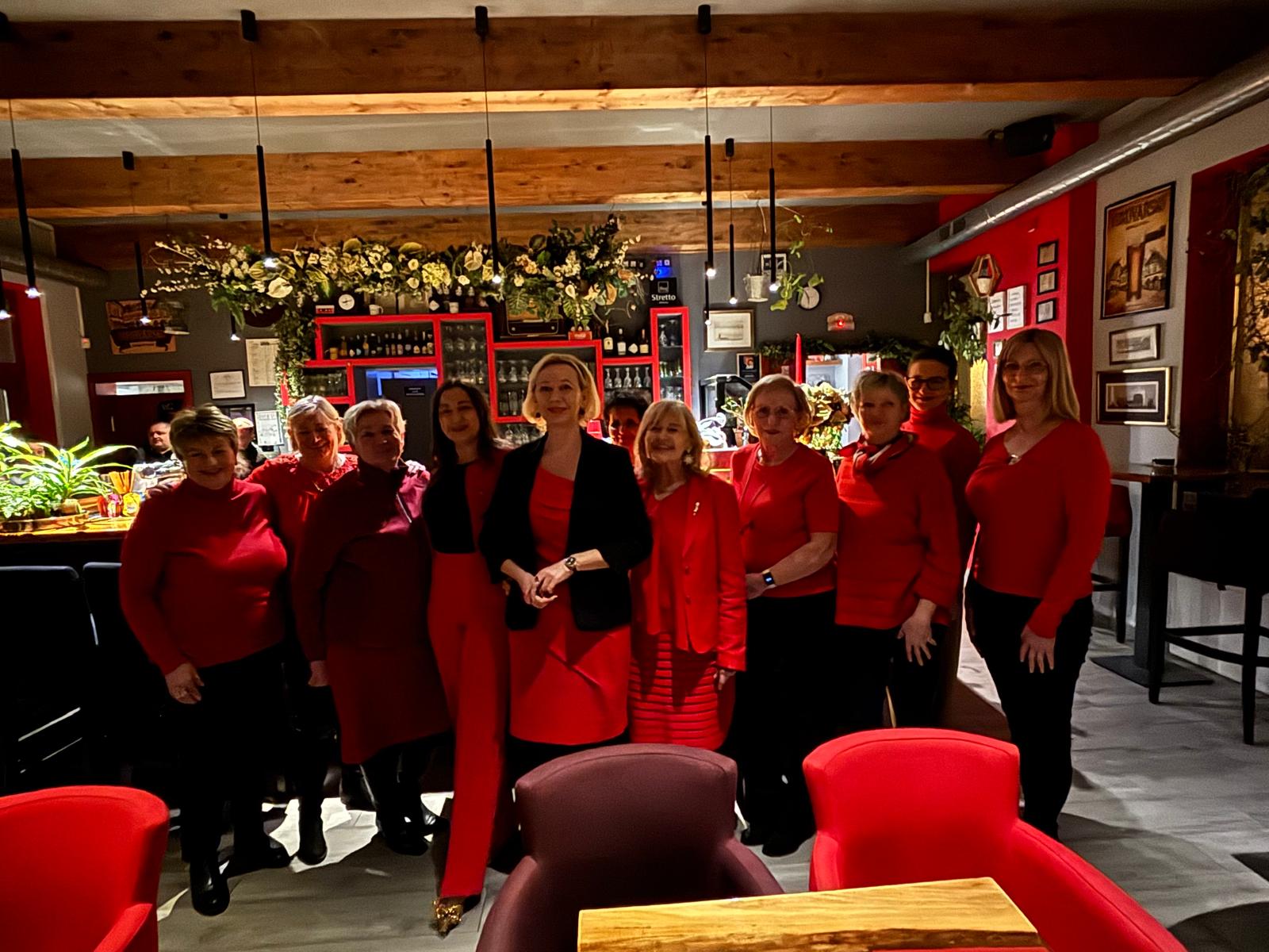 Dan crvenih haljina_1