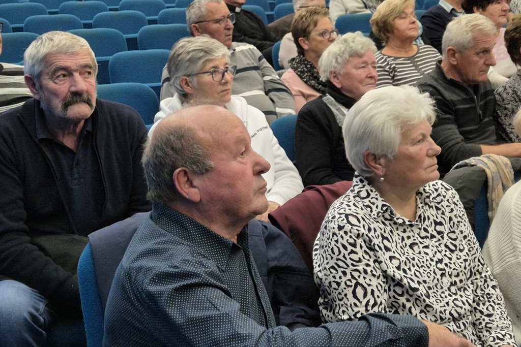 Dan grada poetsko glazbeni program (11)