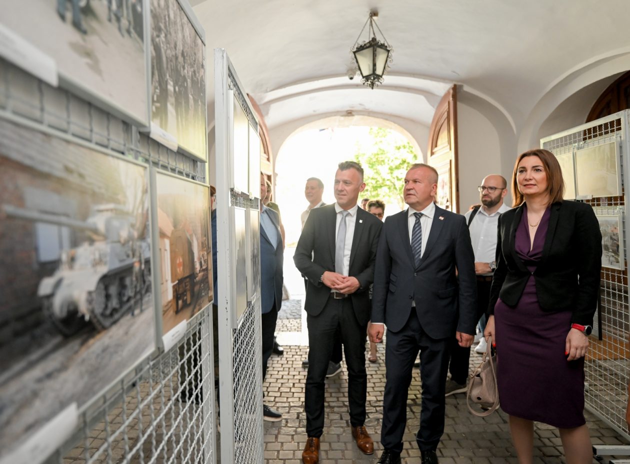 Dan_drzavnosti (39) Dan_drzavnosti (39)