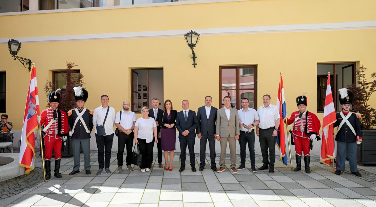 Dan_drzavnosti (54) Dan_drzavnosti (54)