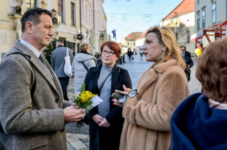 Dan_mimoza (23) Dan_mimoza (23)