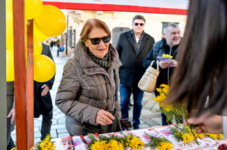 Dan_mimoza (7) Dan_mimoza (7)