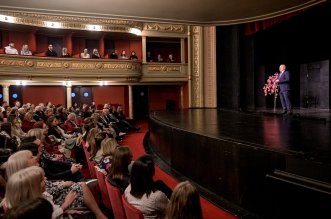 Dan_zena_predstava_HNK (29)