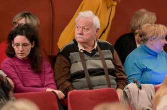 Dan_zena_predstava_HNK (7)