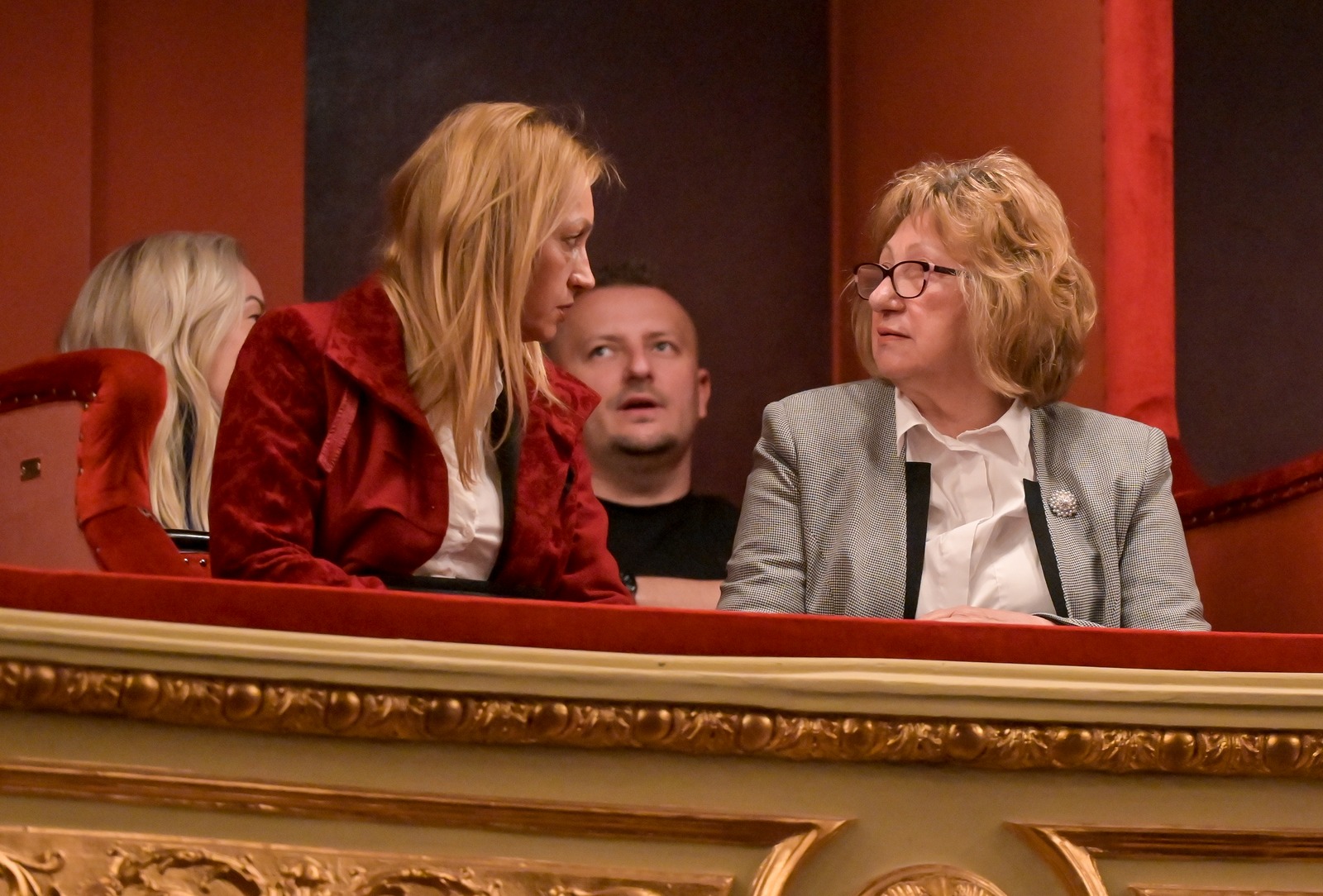 Dan_zena_predstava_HNK (8)