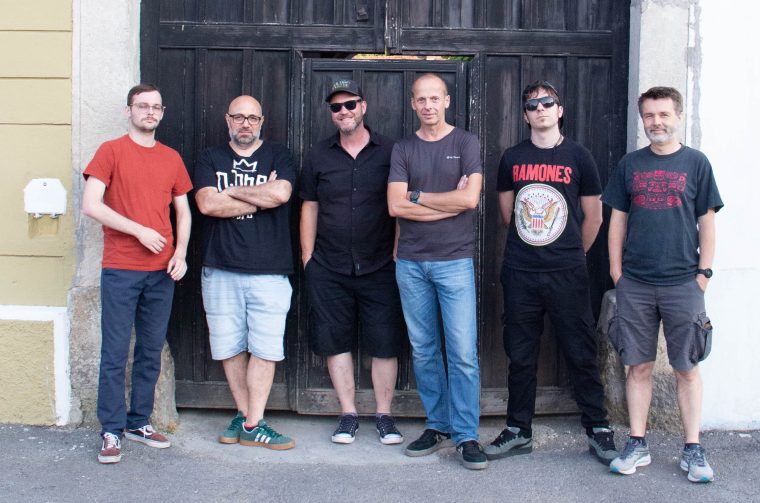 DobriduhoviHaustor DobriduhoviHaustor