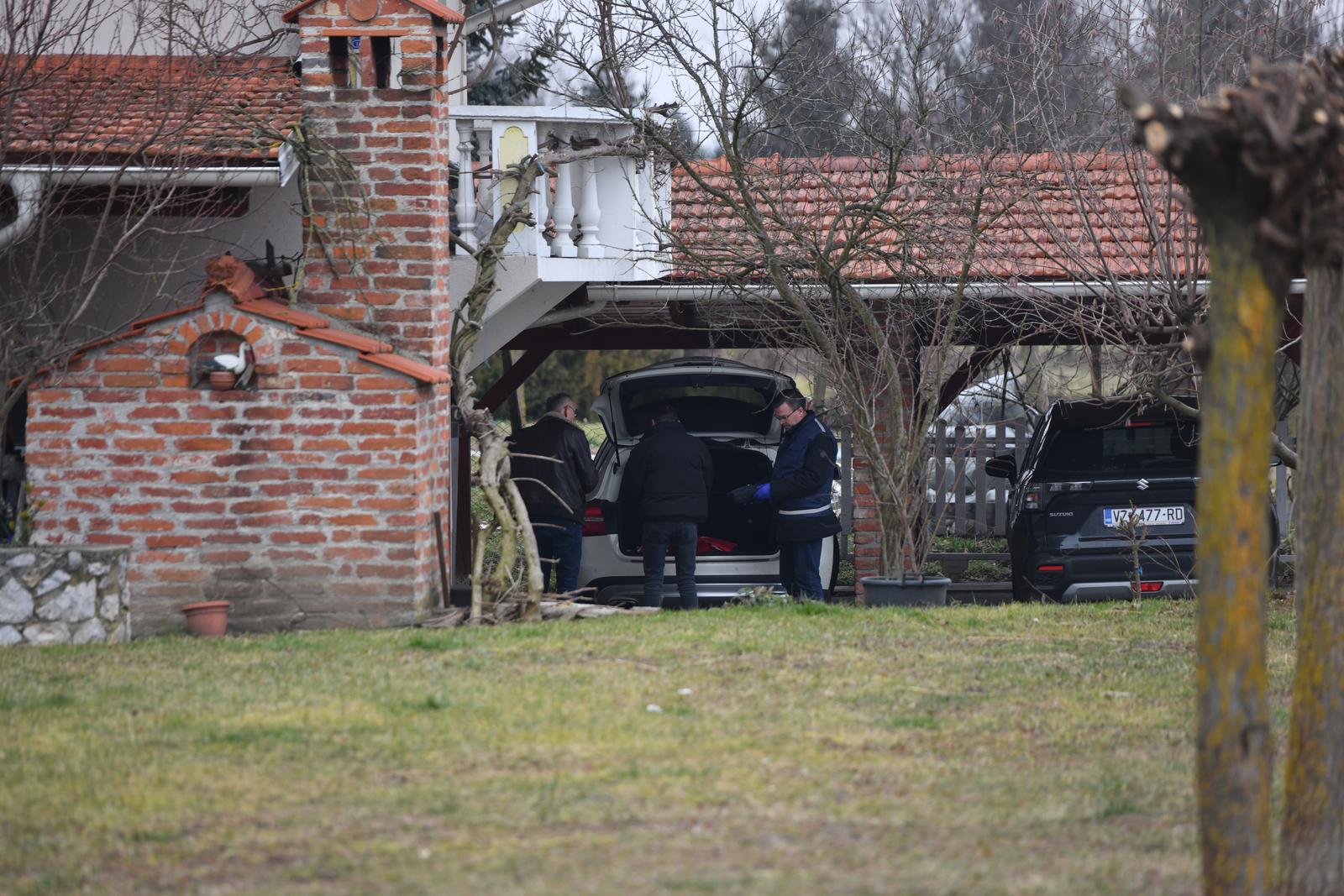 Babinec: Policija ispred Doma za starije Sv. Ana u vlasništvu Barbare Antolić Vupore Babinec: Policija ispred Doma za starije Sv. Ana u vlasništvu Barbare Antolić Vupore